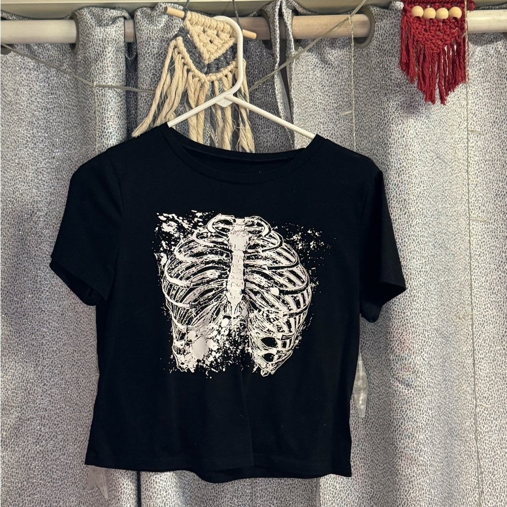 Black Graphic Ribcage Women's Top